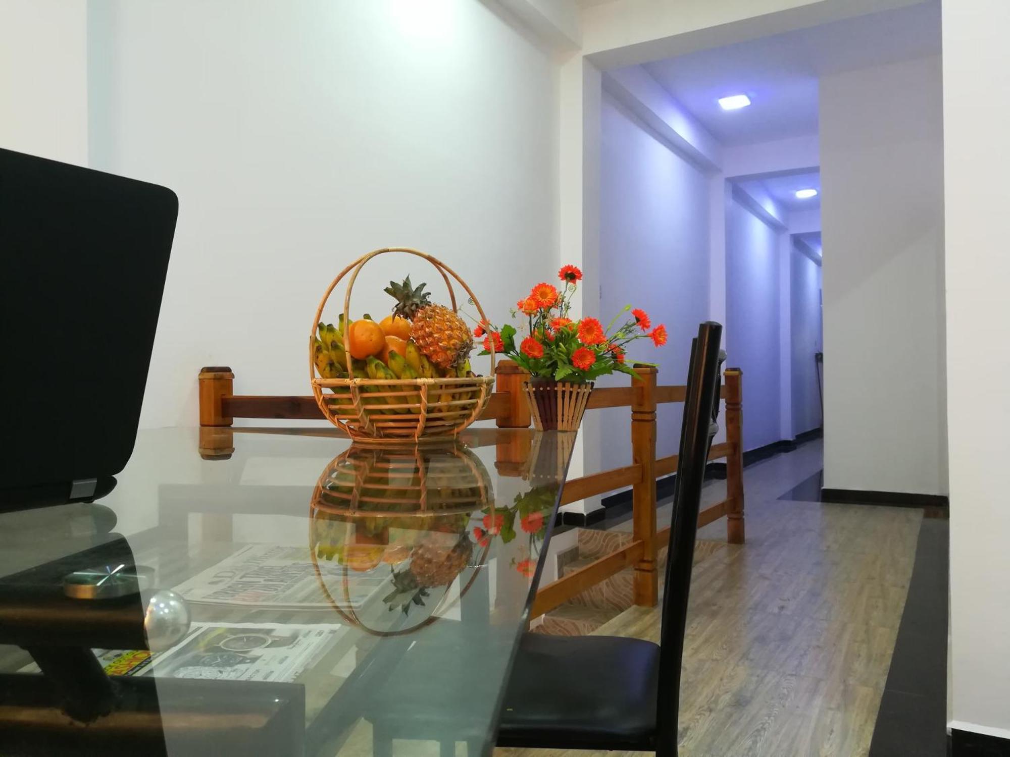 The Peak Residence Nallathanniya ภายนอก รูปภาพ